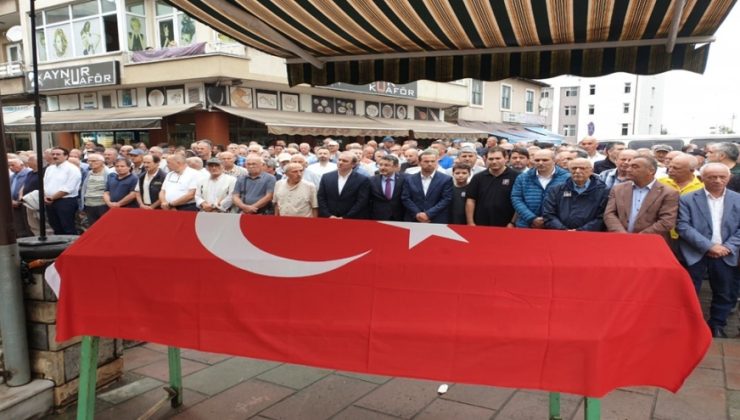 Vefat Eden Trabzon Eski Milletvekili Adil Ali Cinel, Toprağa Verildi