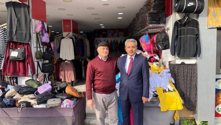 Rize Valisi İhsan Selim Baydaş’ın Vatandaşlarla Olan  Sıcak Tavırları Taktir Topluyor