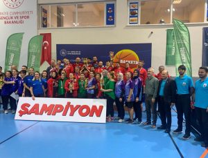 Kadın Masa Tenisi takımı 100. Yıl Kamu Spor Oyunlarında Türkiye 2. si oldu!