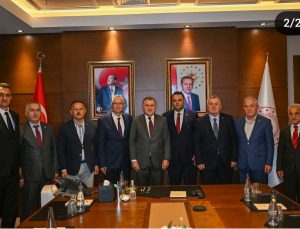 Rize Ziraat Odası Oda Başkanları Geçlik  ve Spor Bakanı Osman Aşkın Bakı Makamımda Ziyaret etti