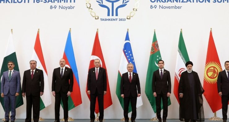 Ekonomik İşbirliği Teşkilatı Özbekistan’da başladı