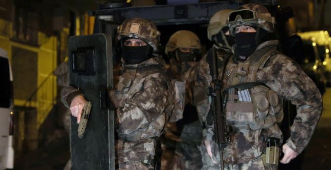 “Kahramanlar” Operasyonları Kapsamında 88 Bölücü Terör Örgütü Şüphelisi Yakalandı