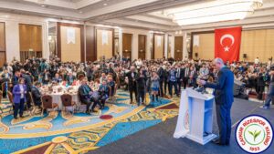 ÇAYKUR RİZESPOR’UMUZ BAŞKENT ANKARA’DA TEK YÜREK OLDU ÇAYKUR RİZESPOR’UMUZ BAŞKENT ANKARA’DA TEK YÜREK OLDU