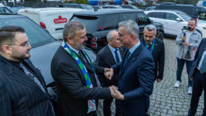 ÇAYKUR RİZESPOR’UMUZ RİZE’DE TEK YÜREK OLDU ÇAYKUR RİZESPOR’UMUZ RİZE’DE TEK YÜREK OLDU