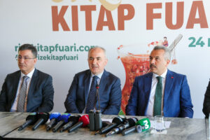RİZE 3. KİTAP FUARI KAPILARINI AÇIYOR RİZE 3. KİTAP FUARI KAPILARINI AÇIYOR