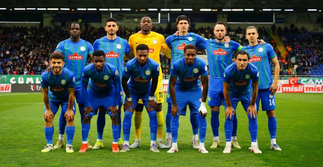 İkas Eyüpspor sahasında karşılaştığı Çaykur Rizesporu 4-0 mağlup etti