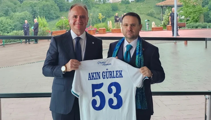 Başkan Ali Zeki Saruhan’dan Bakan Gürlek’e Forma Takdimi