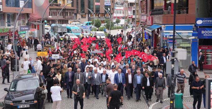 6. ULUSAL RİZE GASTRONOMİ GÜNLERİ KORTEJ YÜRÜYÜŞÜ VE AÇILIŞ PROGRAMIYLA BAŞLADI
